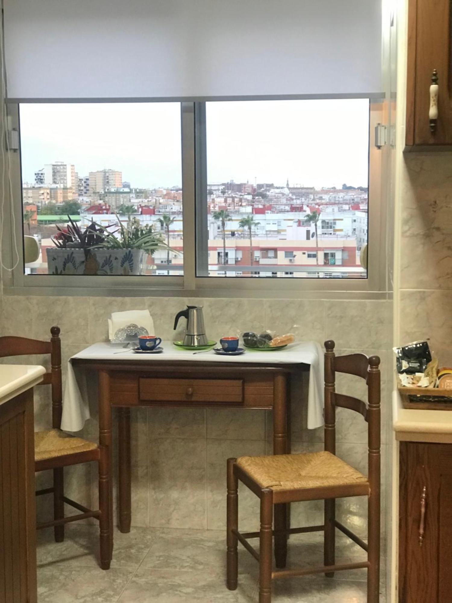 Tkm Home Amplio Y Familiar, Terraza Privada 塞维利亚 外观 照片